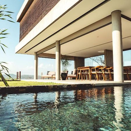 Villa Strata Kuta  Kültér fotó